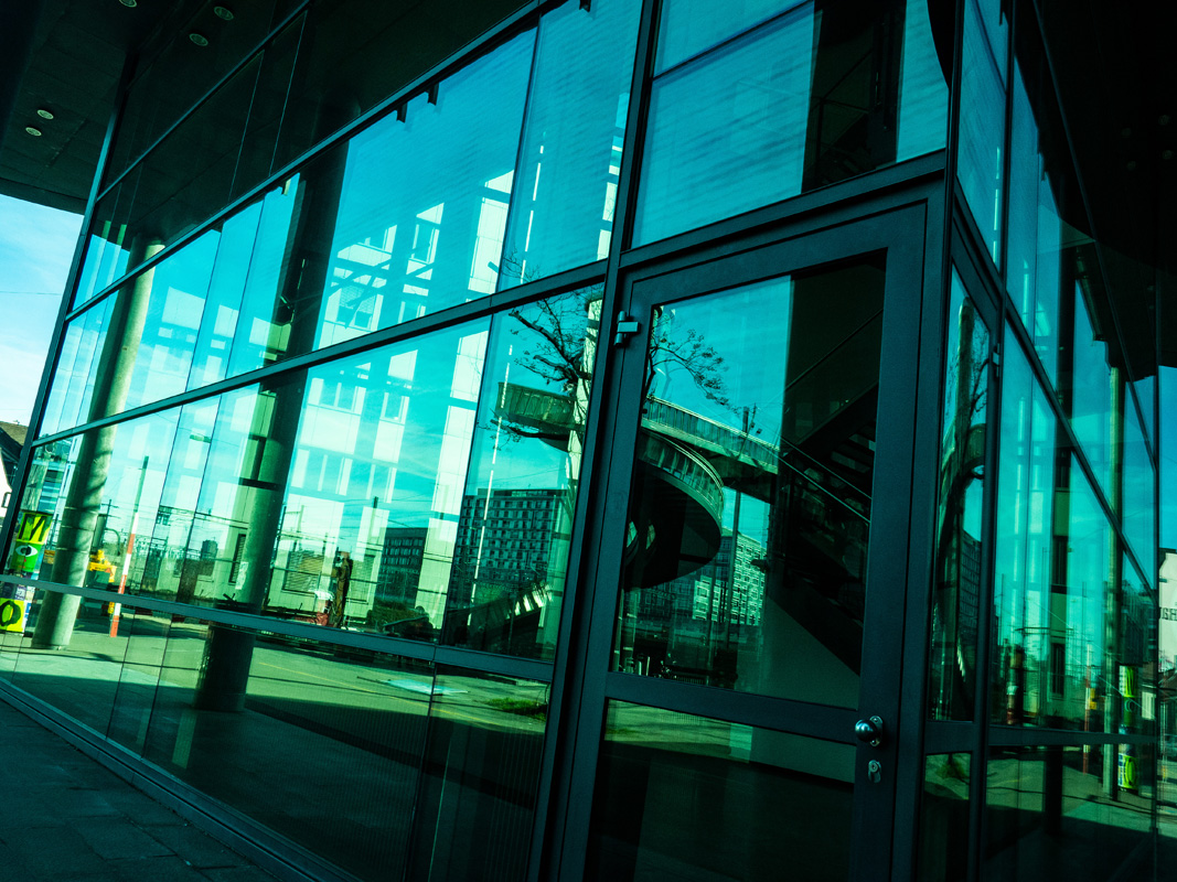 Citylife streetphotography Colors